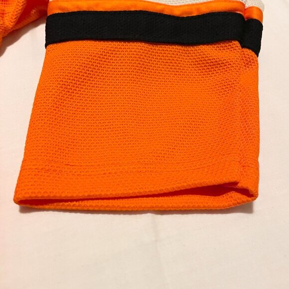 Philadelphia Flyers Youth Size L/XL Orange Reebok Jersey - Picture 14 of 16